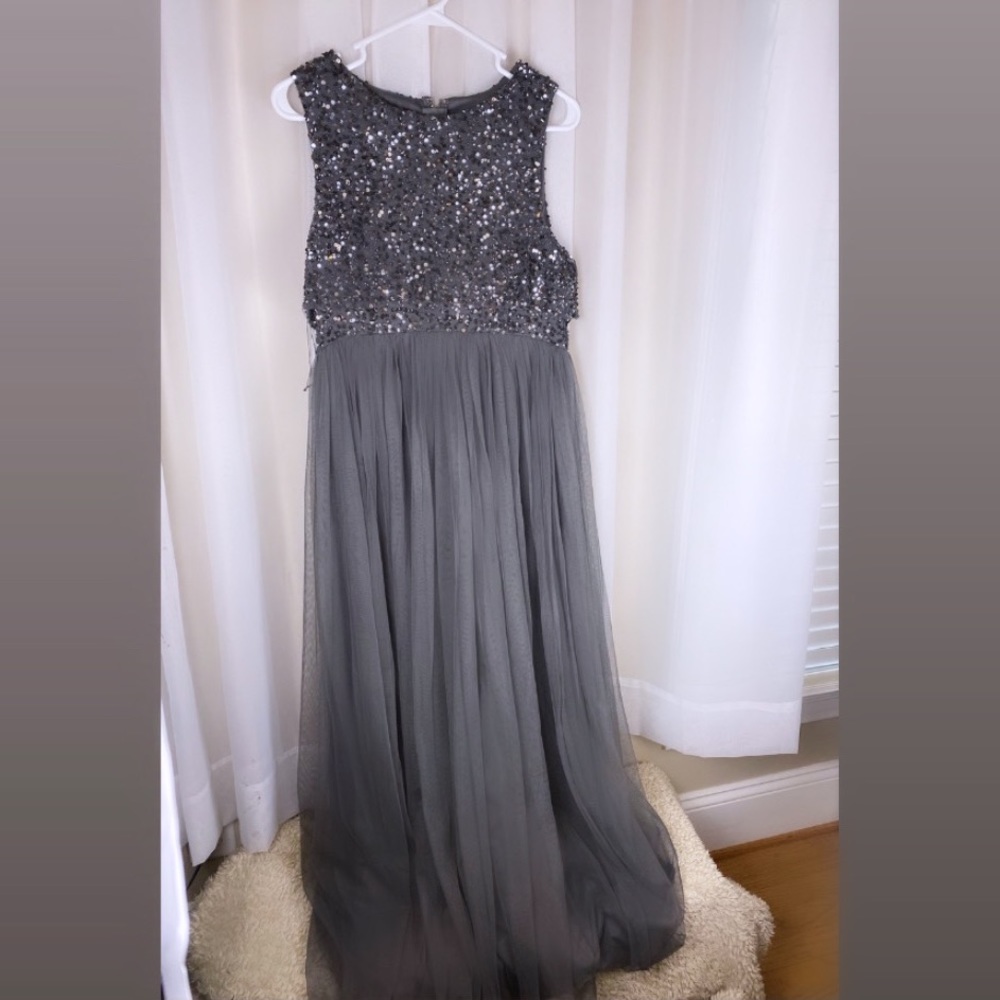 MAYA DELUX MATERNITY - grey sequin tulle dress 8